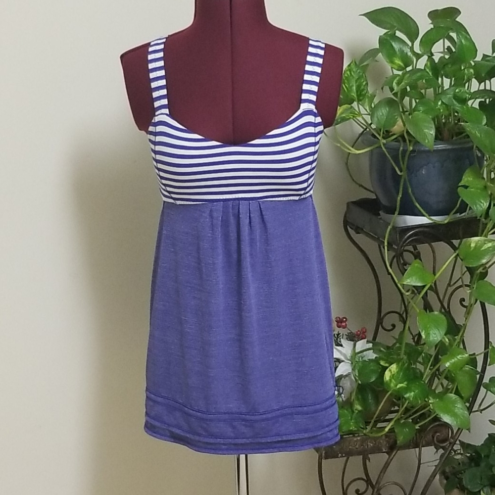 Lululemon Women's Sleeveles top Size 6